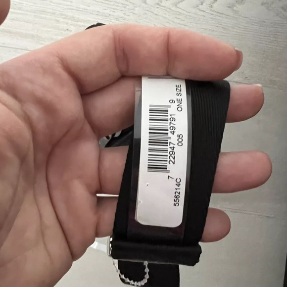 BRAND NEW MICHAEL KORS BLACK SIGNATURE WHITE MK LOGO BELT BAG 556214C - Picture 3 of 4